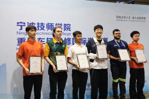 TỰ HÀO SINH VIÊN CCT1 TRÊN ĐẤU TRƯỜNG QUỐC TẾ